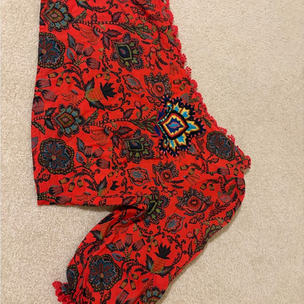 FARM Rio Red Patterned One-Shoulder Crop Top - Picture 4 of 7